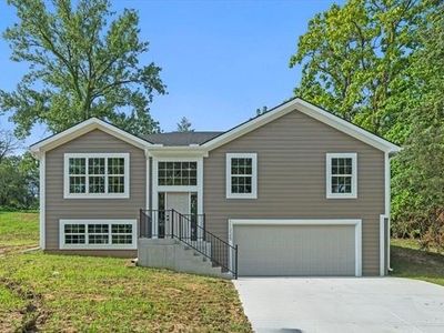 11225 Felton St, Sugar Creek, MO, 64054