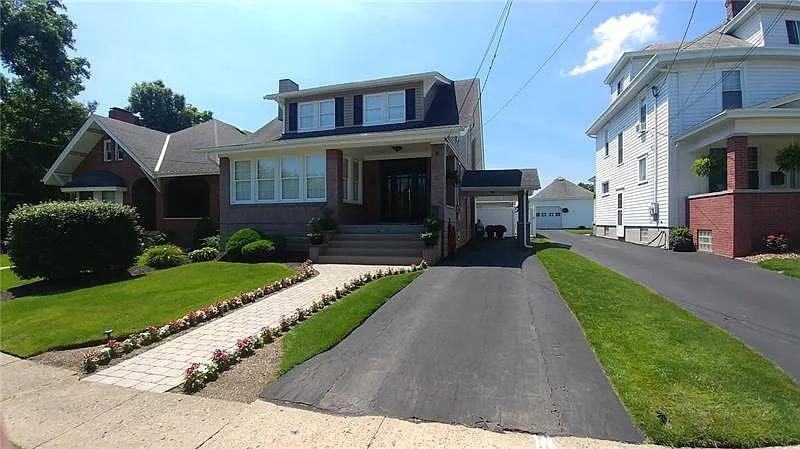 203 Dixon Blvd photo 1