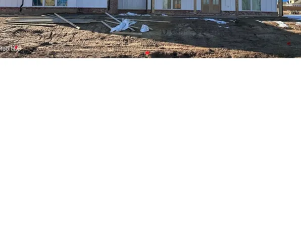 4233 Edison Dr, Nesbit, MS 38651