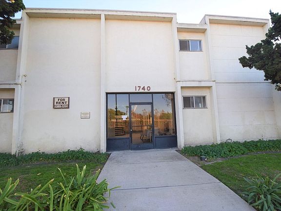 2nd image of 1740 Ventura Blvd #1A
