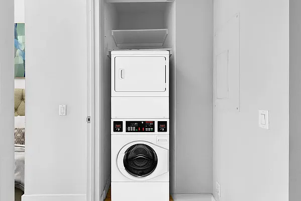 Rented by Compass | media 7