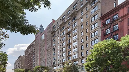 Parc 77 at 50 West 77th Street in Upper West Side