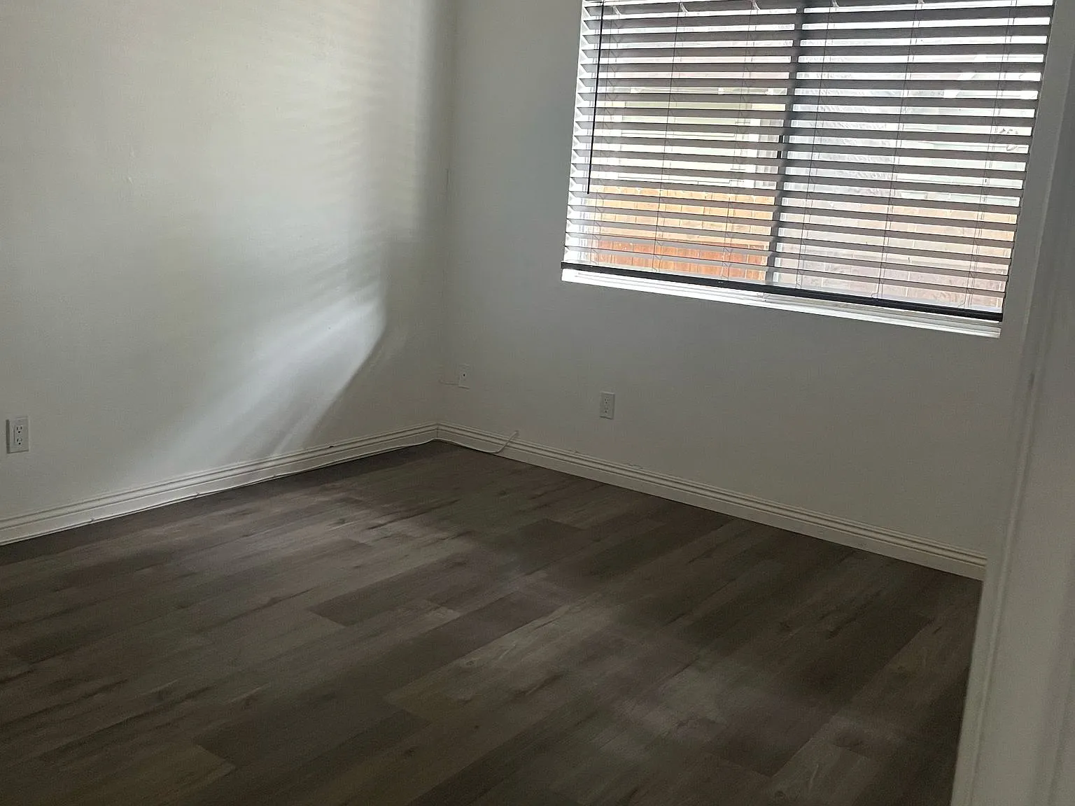 2 bed, 1200 sqft, $2,050 — Photo 4