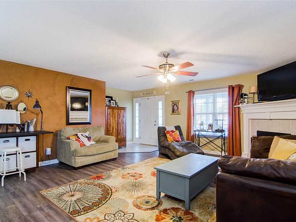 2nd image of 9 Baltic Ave