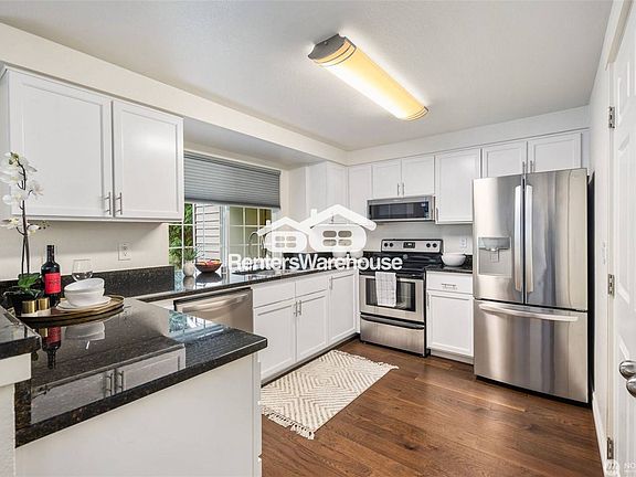 5th image of 9822 NE 122nd St APT U101