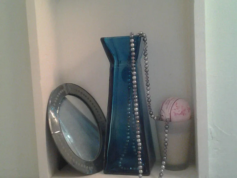 bathroom niche