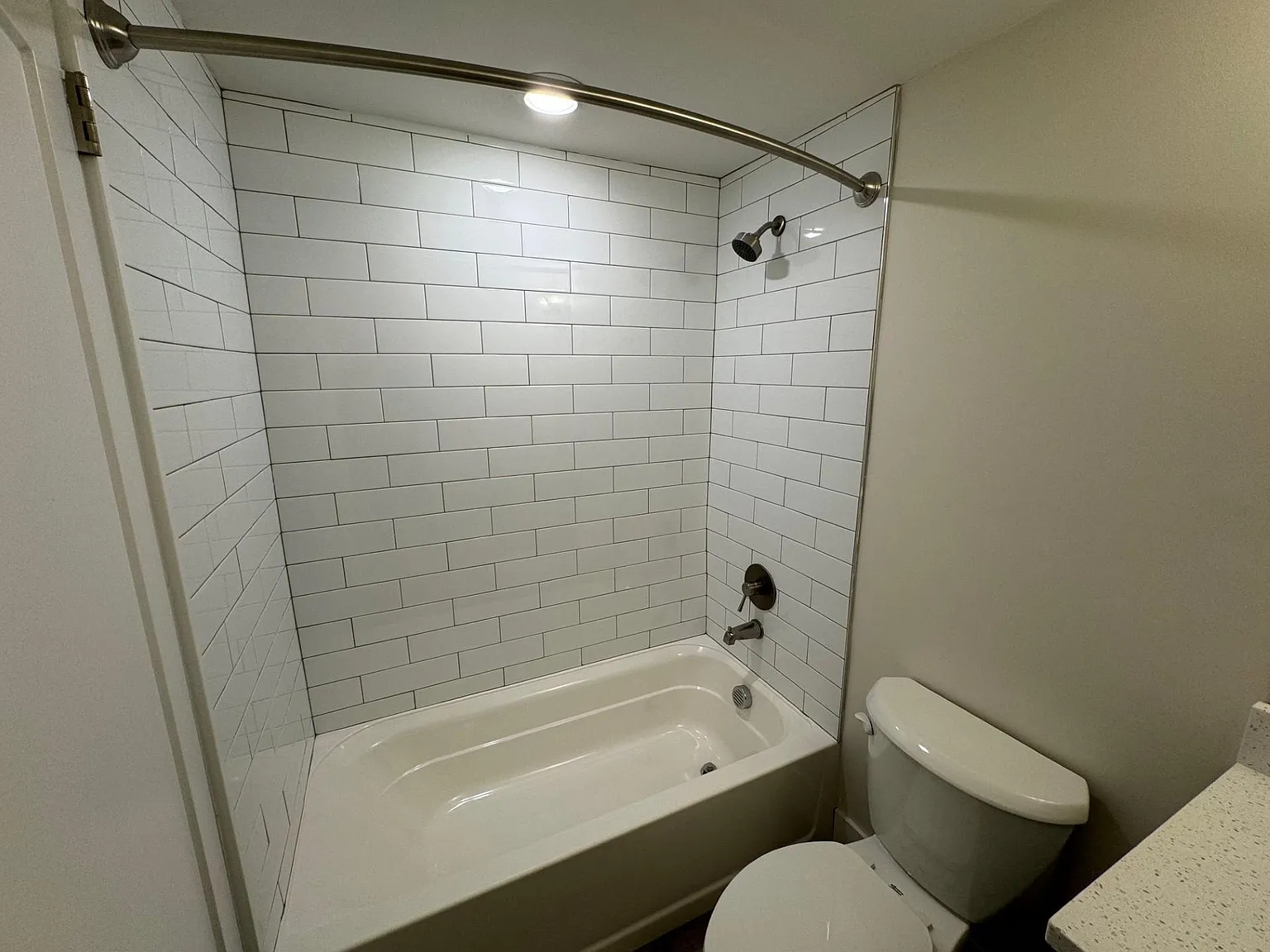 1 bed, 600 sqft, $2,750 — Photo 3
