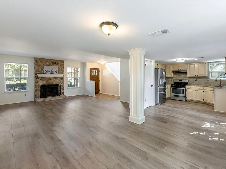 12702 Rhea Ct — Photo 11