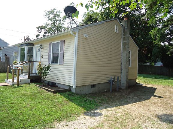 4th image of 343 Union Ave
