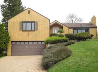 632 Clearview Dr, Bethel Park, PA