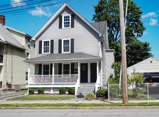 26-28 Hanford Ave, Bridgeport, CT 06605