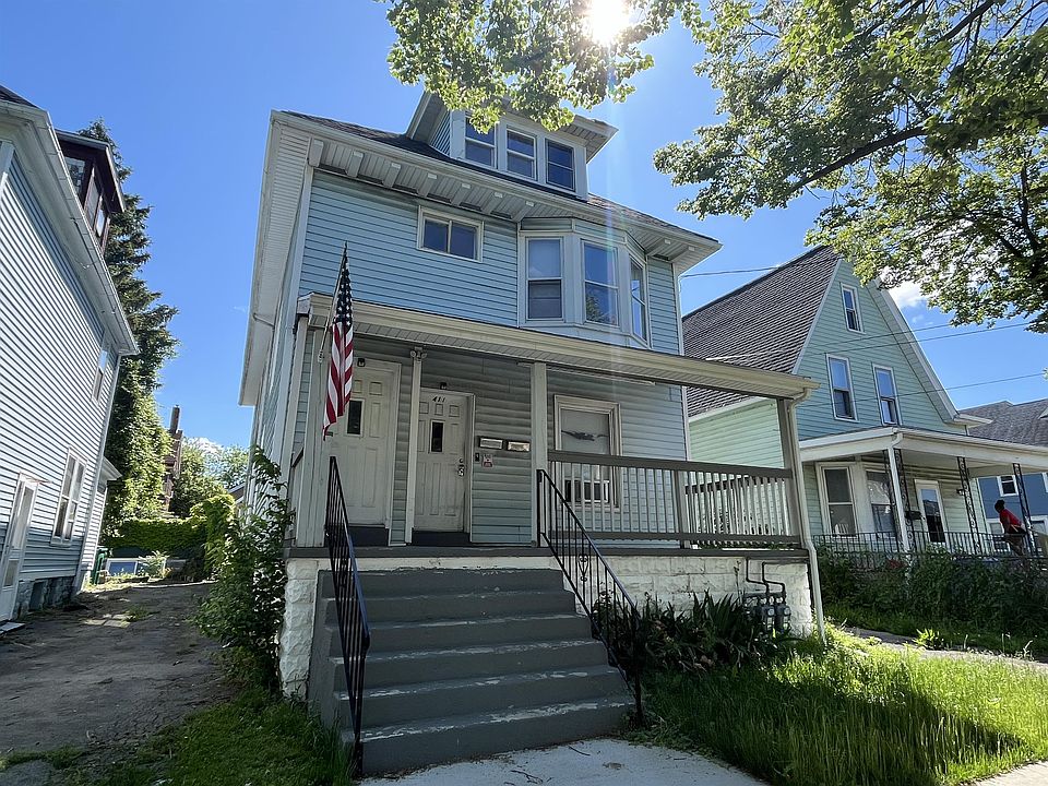 1st image of 411 Dearborn St #2