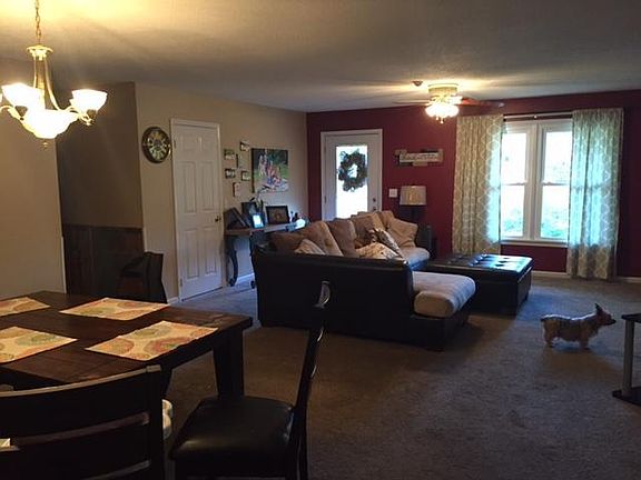 5th image of 1015 Mimosa Ln