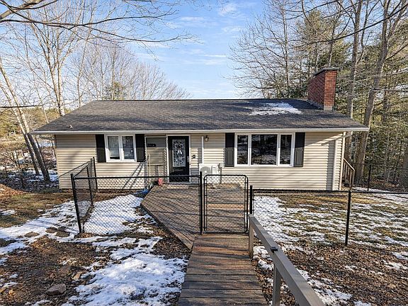 2nd image of 224 Tucker Lake Rd