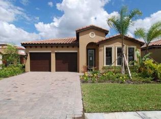 135 Ancona St, Debary, FL 32713