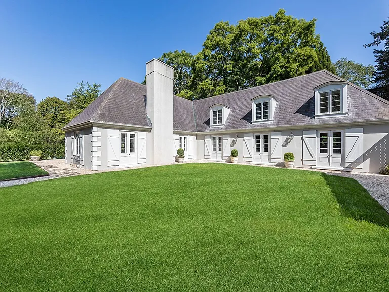 30 Darby Ln — Photo 2