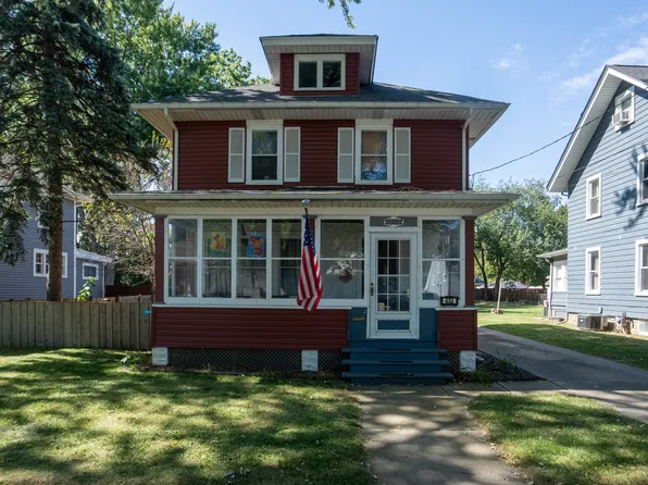 632 Grand Ave, Aurora, IL 60506