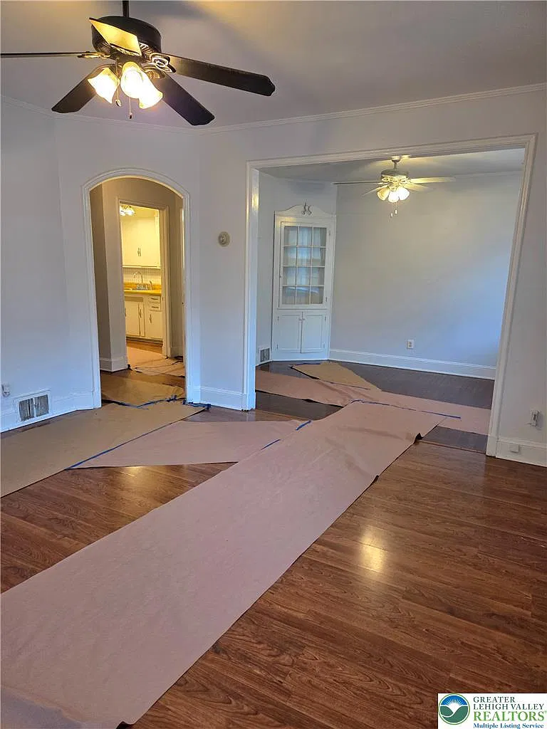 2 bed, 1.0 bath, 840 sqft, $1,700 — Photo 4