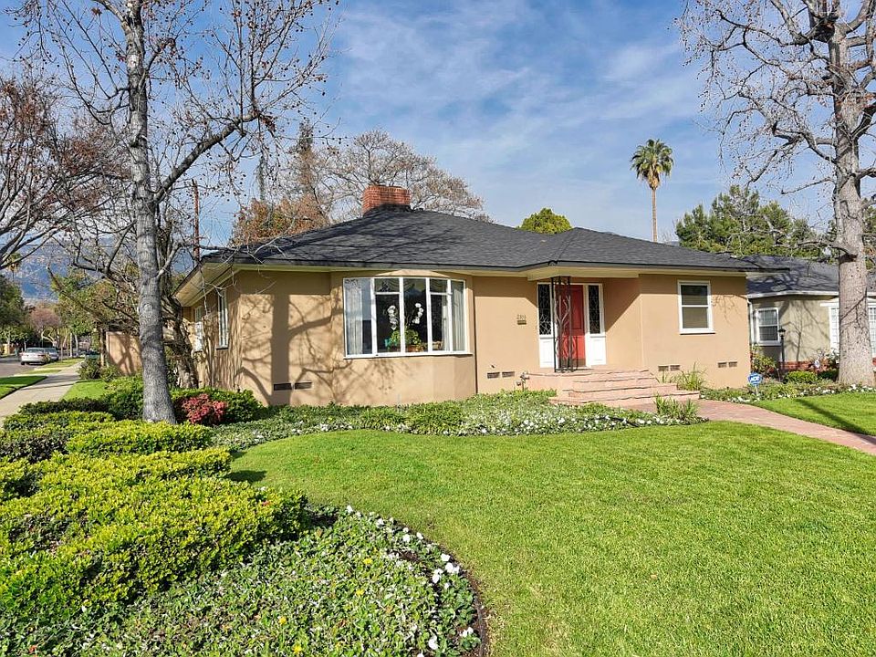 1st image of 2305 Las Lunas St