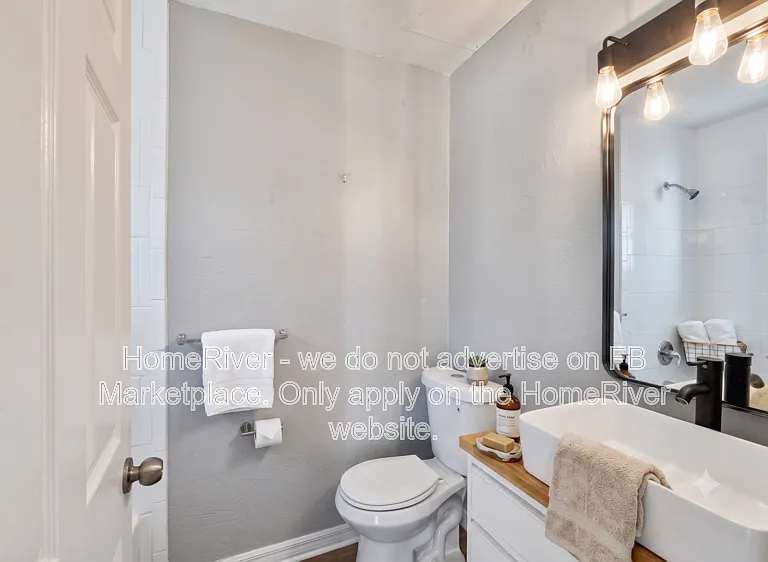 11563 SE 57th Ct — Photo 4