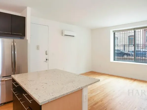 5 West 127th Street image 1 of 24