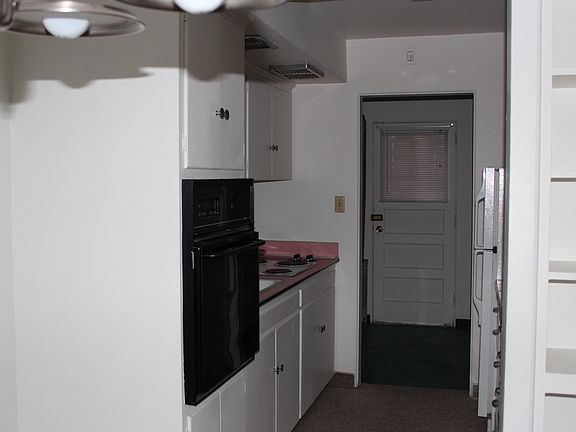 kitchen to utility room