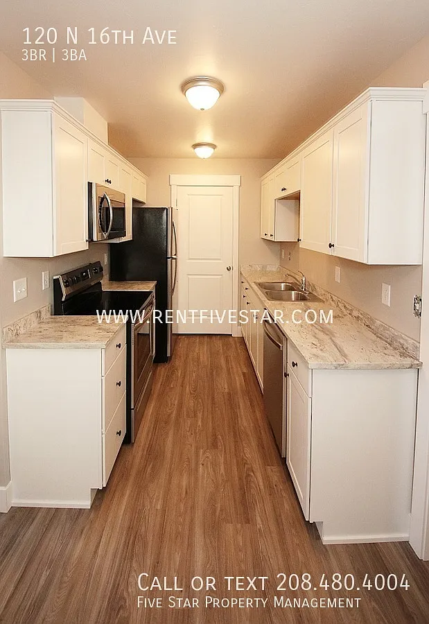 New 3 Bedroom 3 Bathroom Townhome Built 2020! — Photo 3