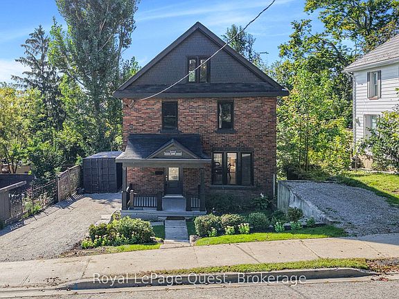 2nd image of 109 Brant St E