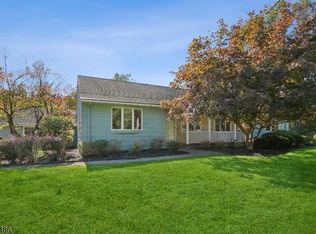 1 Yardley Rd, Mendham, NJ 07945