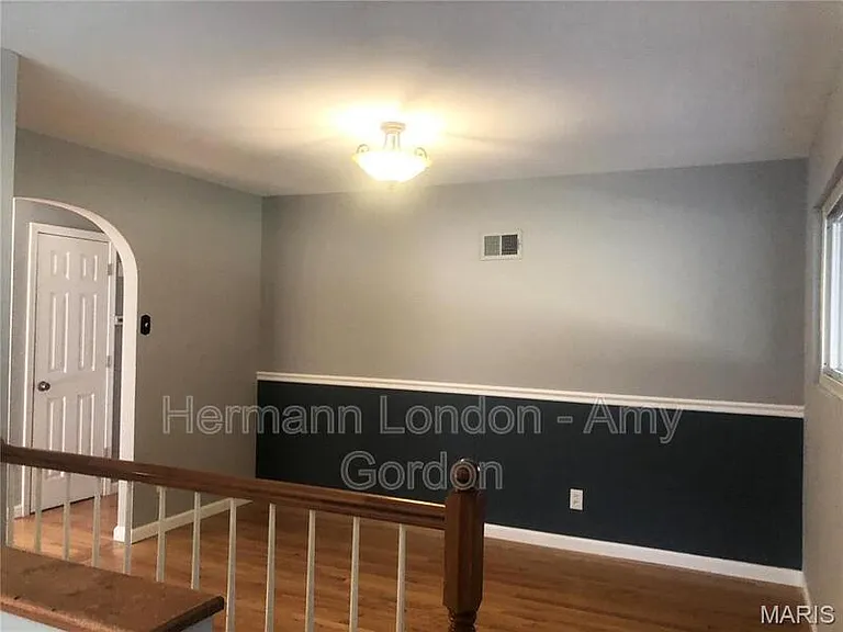 10729 Waycroff Dr — Photo 6
