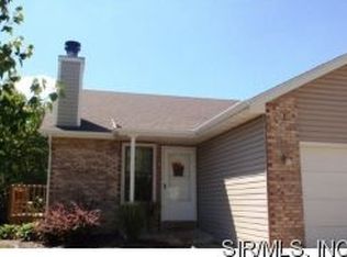21 Fox Meadow Ln, Edwardsville, IL