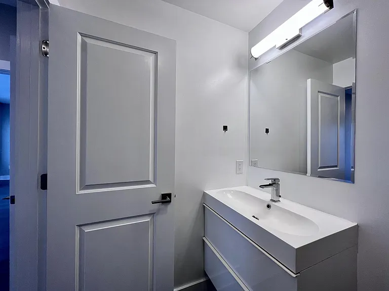 340 Adams St NE #302 — Photo 29