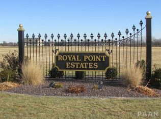 206 Royal Point Ct, Pekin, IL