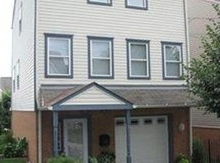222 Cemetery St, Pittsburgh, PA 15214