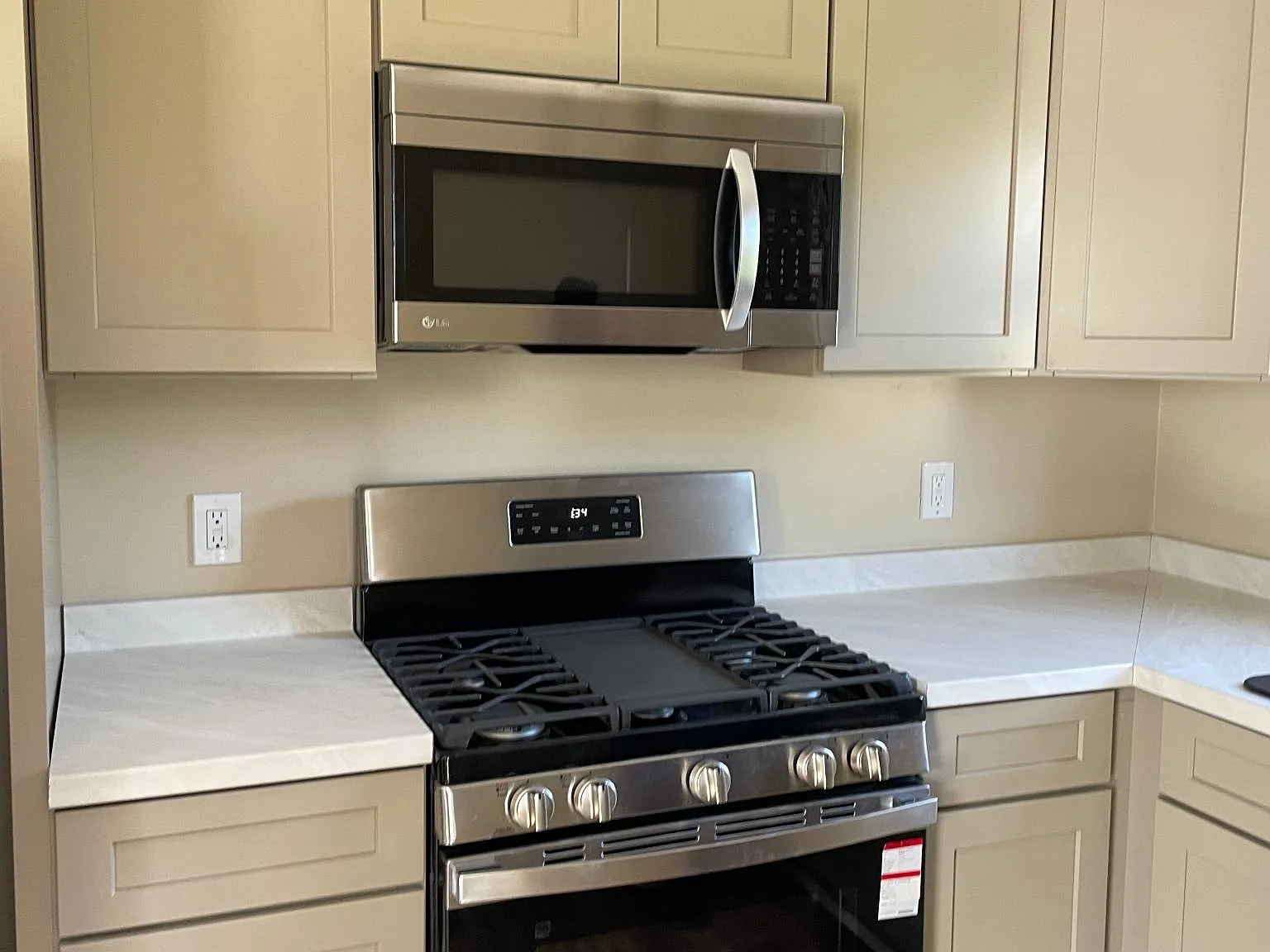 2 bed, 1500 sqft, $2,000 — Photo 3