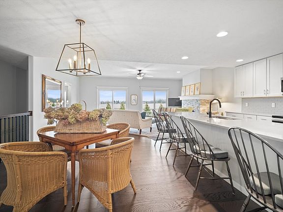 4th image of 1406 Monterey Pine Dr #0