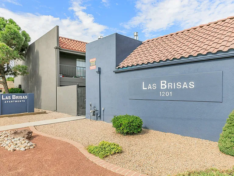 Las Brisas Apartments Monument Sign | Albuquerque, NM