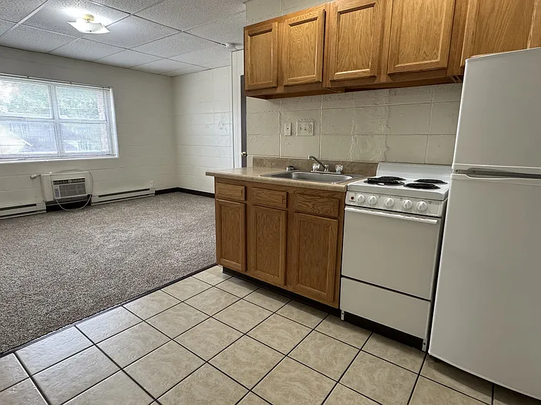 535 S Lincoln St #20 — Photo 1