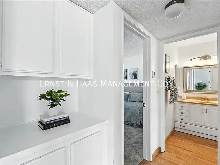 955 E 3rd St #304 — Photo 9