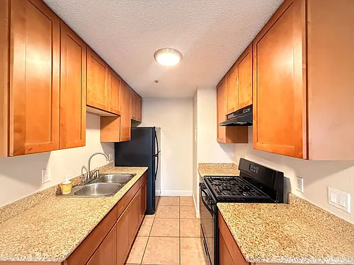 475 South Ave E #15 Photo 1