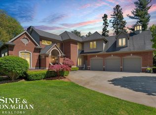 708 N Lakeshore Rd, Port Sanilac, MI 48469