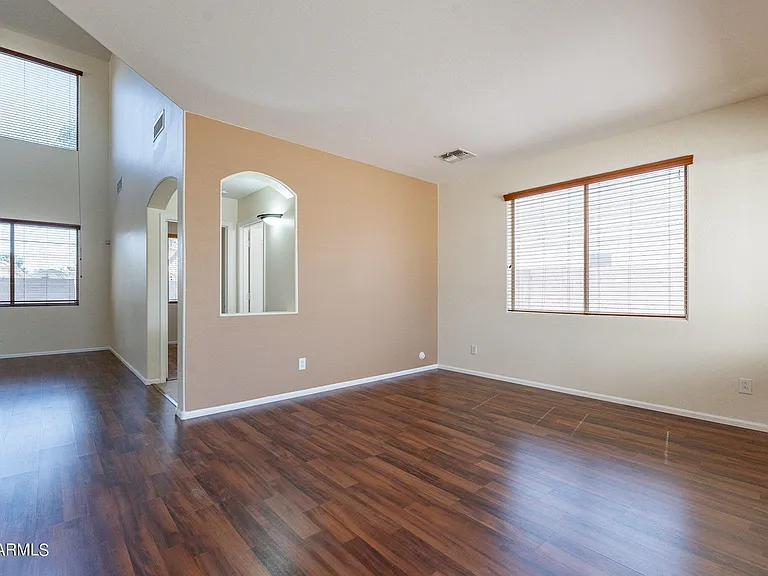 1405 E Baker Dr — Photo 9