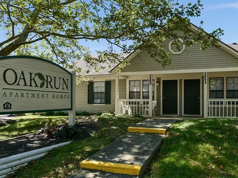 Oak Run Apartments — Photo 17