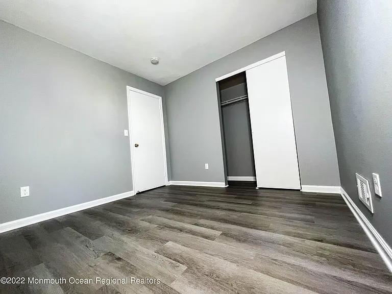 313 Tulip Ln — Photo 21