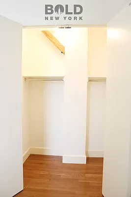 Rented by Bold New York | media 43
