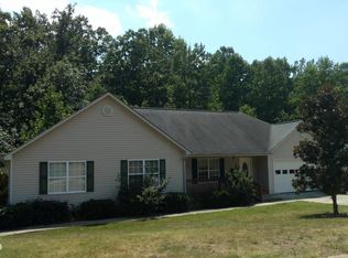2933 Lake Hollow Rd, Gainesville, GA 30501