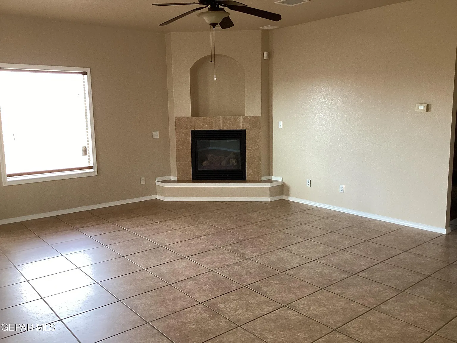 3 bed, 2.0 bath, 1664 sqft, $1,850 — Photo 4