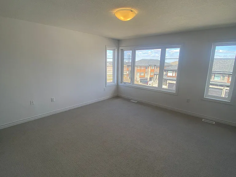 61 Soho St #79 — Photo 15