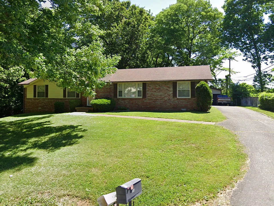 230 Downer Dr