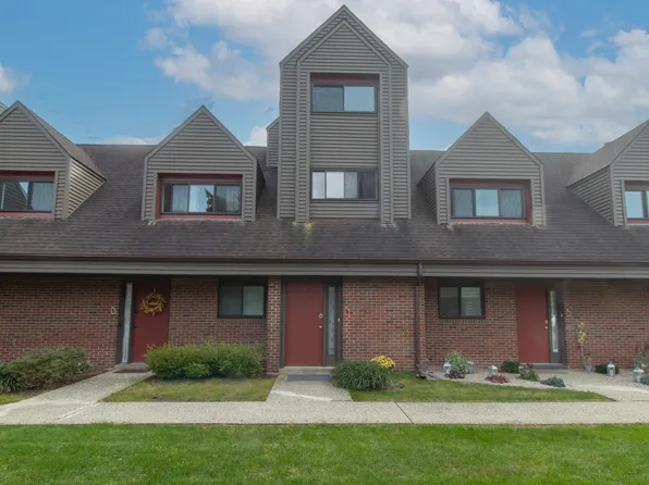 48 Montoya Drive #48, Branford, CT 06405